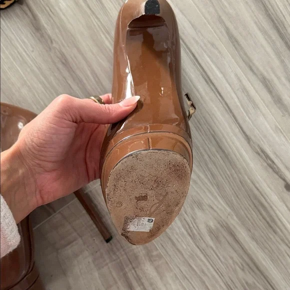 Brian Atwood Patent Leather Brown Peep Toe Heels - Picture 4 of 9